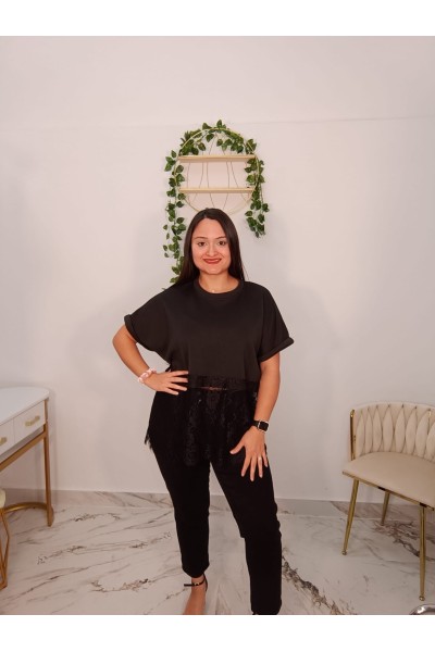 Camiseta Sefora | Camiseta elegante con encaje