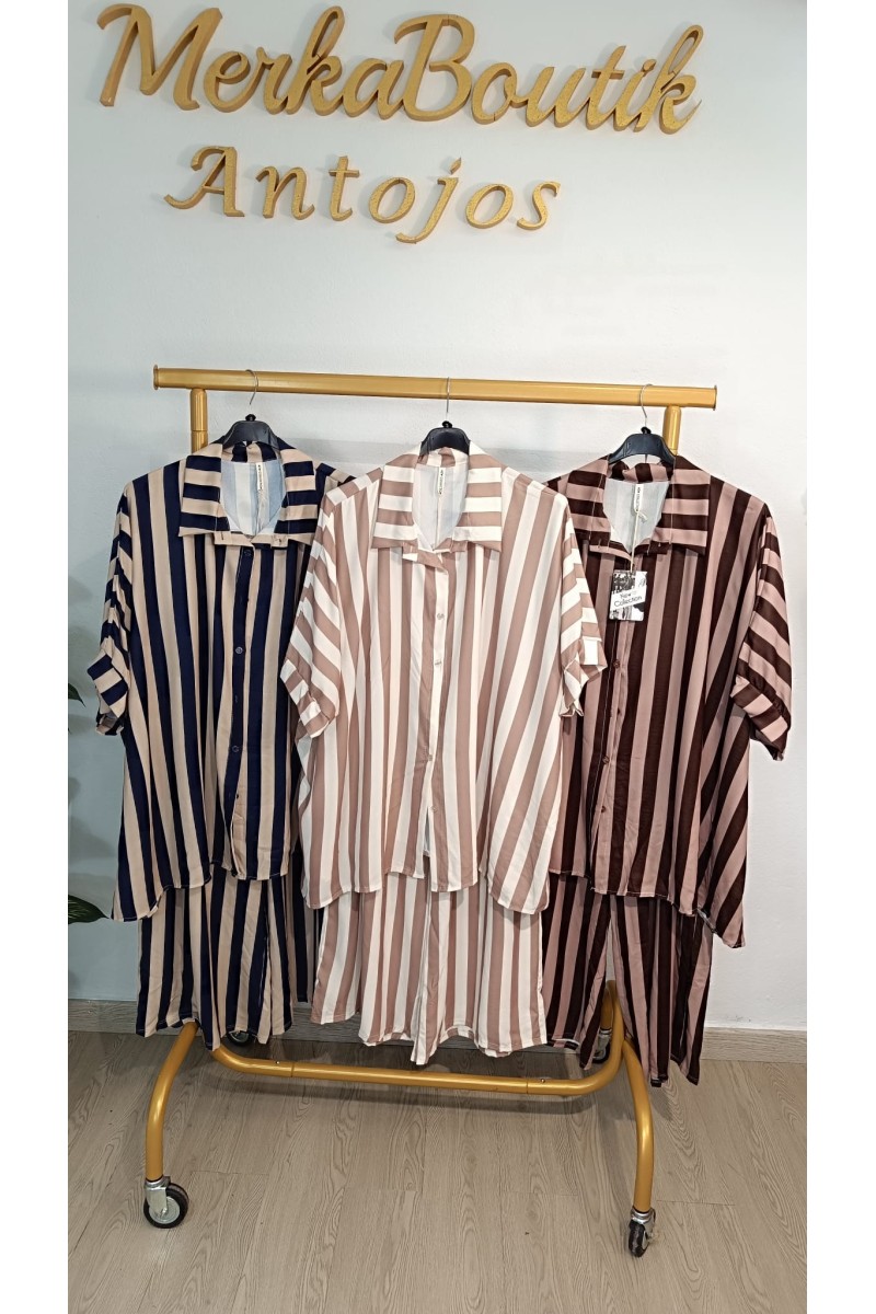 Conjunto a Rayas Alemania | Talla 52 a 56