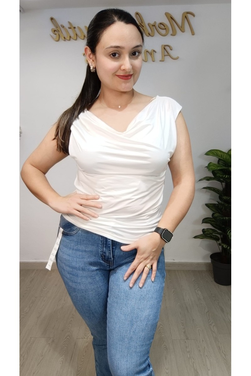 Camiseta Algodón Cuello Bobo Sándalo | Talla 42 a 48