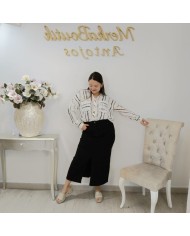 Falda Vaquera Negra Básica | Fondo de Armario Imprescindible