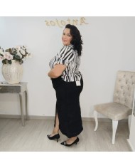 Falda Vaquera Negra Básica | Fondo de Armario Imprescindible