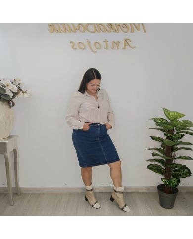 Falda Denim Azul Clásica | Comodidad y Estilo Atemporal