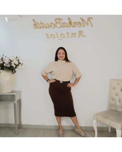 Falda Punto Luna Midi | Elegancia y Comodidad para Invierno