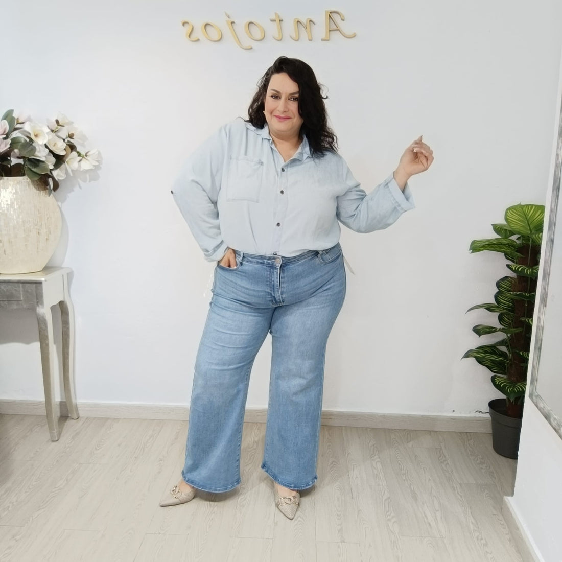 PANTALON VAQUERO PATA ANCHA TANIA 450