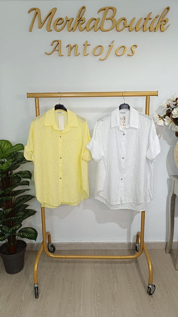 CAMISA TROQUELADA CALOFORNIA