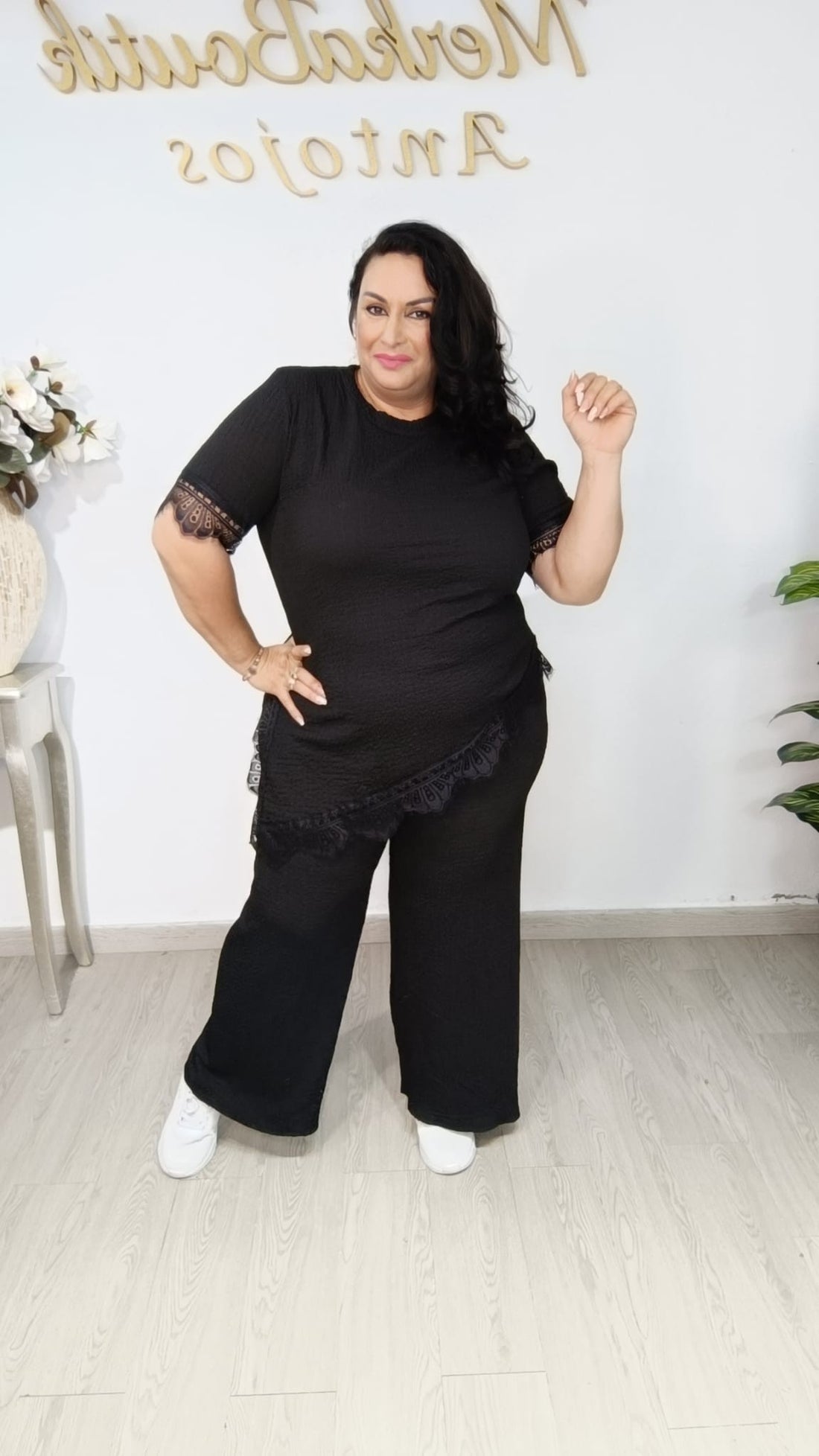 CONJUNTO ASIMETRICO RUGOSO ESTEBAN
