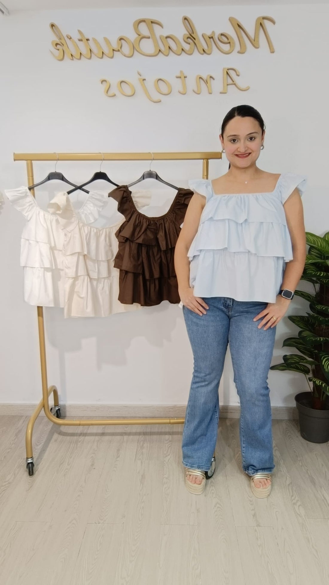 BLUSA MULTIVOLANTE