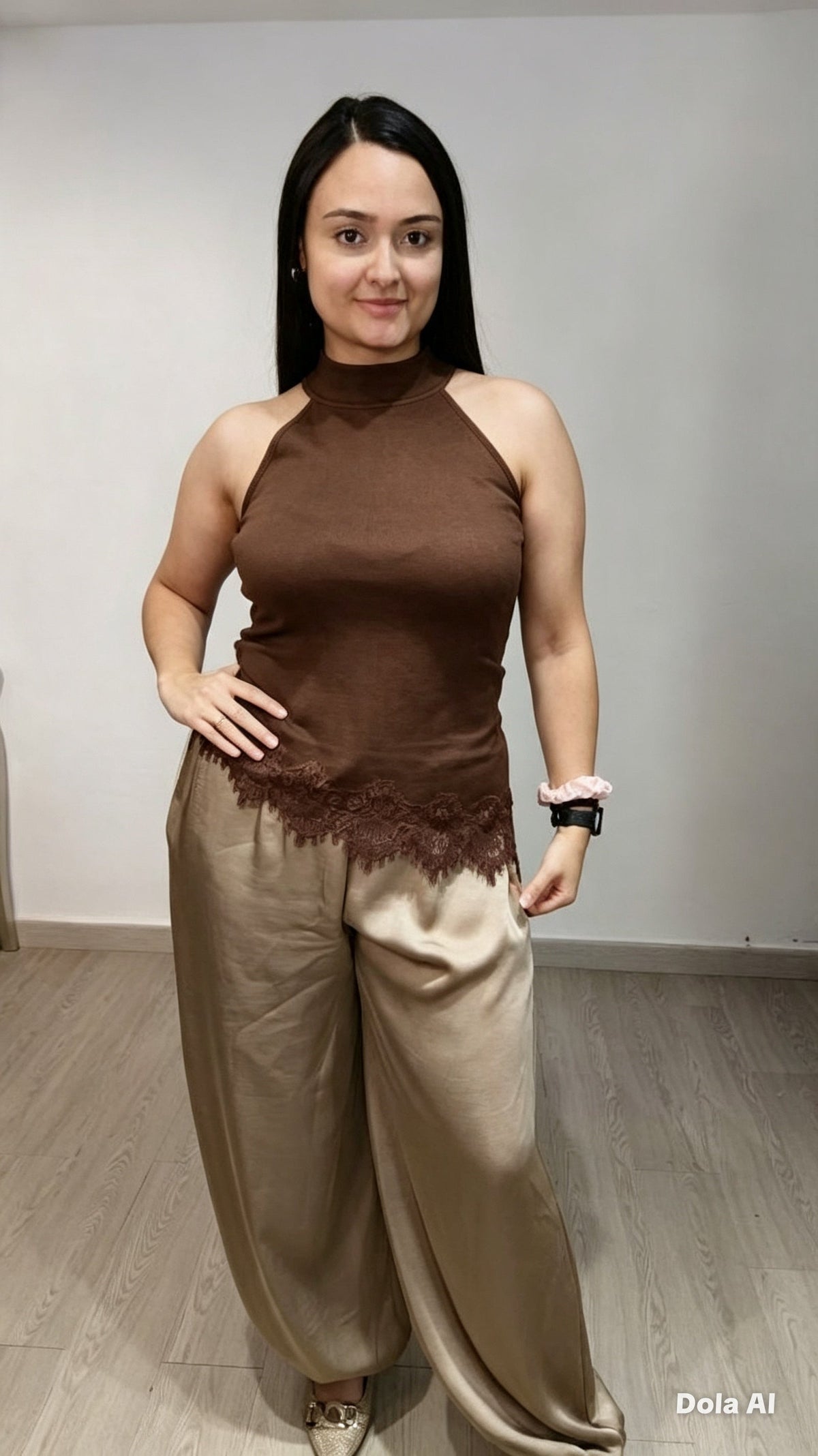 Detalle de Blusa Asimétrica Princesa con cuello halter