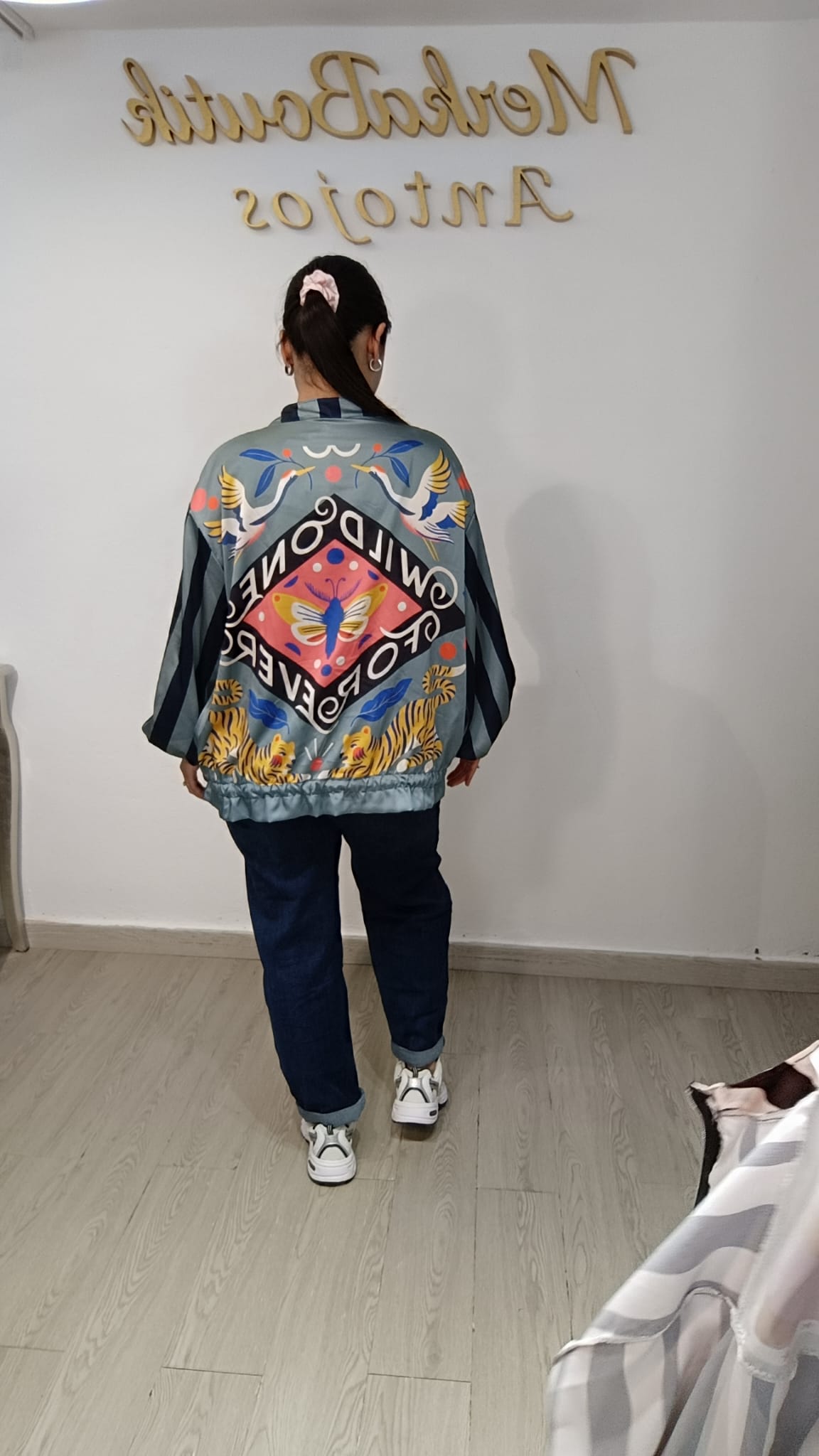 Bomber Fantasía curvy para looks urbanos