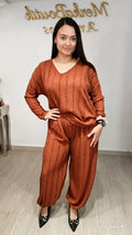 Conjunto Babilonia acanalado disponible en varios colores