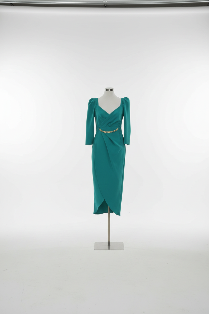 Vestido Emilia con fondo de estudio