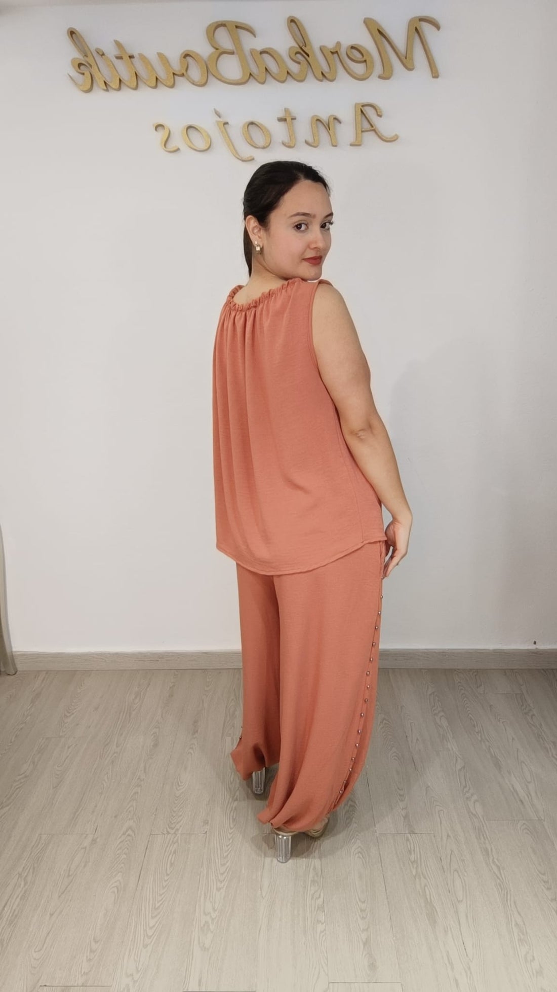 Conjunto Tachuelas