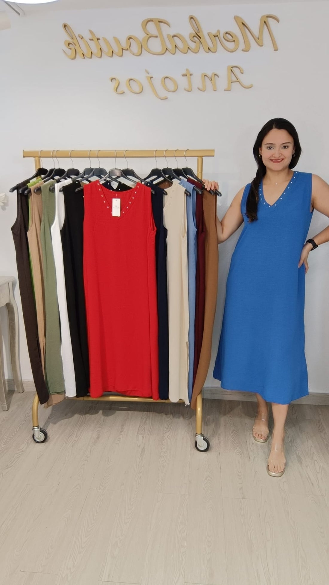 Vestido Tachuelas Mediano