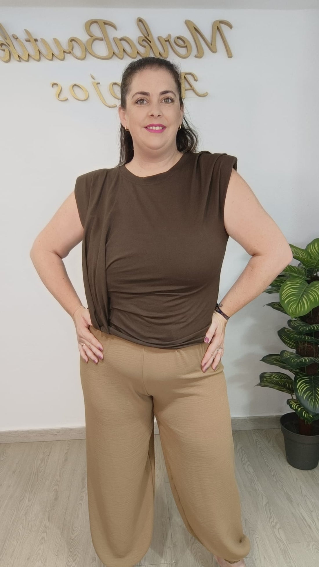 Camiseta Hombrera Cruzada