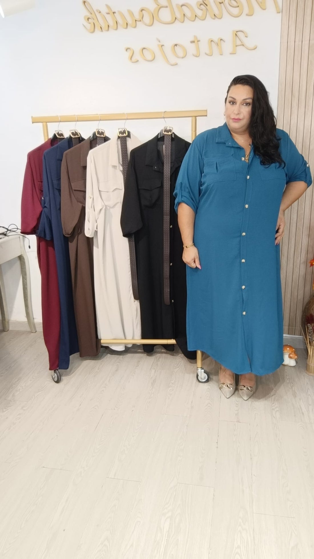 Vestido Camisero Gisela curvy largo en color petróleo